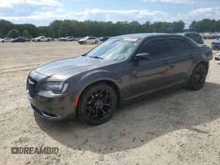2019 Chrysler 300 Touring with VIN 2C3CCAAG7KH755767, listed as a Copart auction lot 56720375 with 28,862 mi miles and Salvage title. Bid and sale history available at DreamBid. Image 1.
