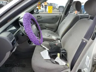 2001 Chevrolet Prizm с VIN 1Y1SK52881Z410735, выставлен на аукционе Copart как лот 88348905 с пробегом 218 435 миль миль и Списание • Salvage title. История ставок и продаж доступна на DreamBid. Изображение 7.