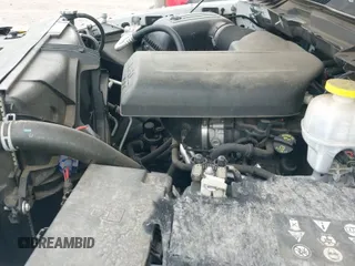 2018 Ram 1500 Big Horn z VIN 1C6RR7LG8JS258214, wystawiony jako IAAI lot #41983843 z przebiegiem 83 929 mil mil oraz . Historia ofert i sprzedaży dostępna na DreamBid. Obrazek 20.