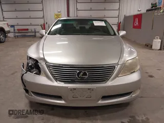 2007 Lexus LS 460 L с VIN JTHGL46F275020190, выставлен на аукционе IAAI как лот 42206196 с пробегом 164 133 миль миль и . История ставок и продаж доступна на DreamBid. Изображение 13.