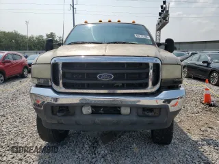 2001 Ford Super Duty F-250 XL with VIN 1FTNX21S31EA51607, listed as a Copart auction lot 64711164 with 137,934 mi miles and Salvage Title. Bid and sale history available at carsss.com. Image 5.