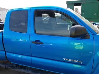 2011 Toyota Tacoma with VIN 5TFUU4EN1BX016557, listed as a IAAI auction lot 41836775 with 123,879 mi miles. Bid and sale history available at carsss.com. Image 13.