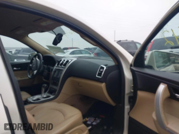 2012 GMC Acadia SLT2 with VIN 1GKKRSED3CJ338615, listed as a IAAI auction lot 41554642 with 178,707 mi miles. Bid and sale history available at carsss.com. Image 5.