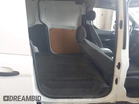 2017 Ford Transit Connect XLT z VIN NM0LS7F72H1296758, wystawiony jako IAAI lot #42107657 z przebiegiem 191 649 mil mil oraz . Historia ofert i sprzedaży dostępna na DreamBid. Obrazek 8.