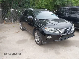 2013 Lexus RX 450h z VIN JTJBC1BA0D2443302, wystawiony jako IAAI lot #42602133 z przebiegiem 278 477 mil mil oraz . Historia ofert i sprzedaży dostępna na DreamBid. Obrazek 1.