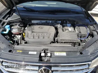 2024 Volkswagen Tiguan S z VIN 3VVRB7AX5RM151188, wystawiony jako Copart lot #55497675 z przebiegiem Nie podano mil oraz Szkoda całkowita • Salvage title. Historia ofert i sprzedaży dostępna na DreamBid. Obrazek 11.
