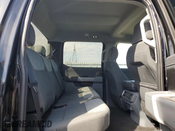 2022 Ford F-150 Lightning Pro z VIN 1FTVW1EL4NWG04796, wystawiony jako Copart lot #49850605 z przebiegiem 36 654 mil mil oraz Czysty tytuł • Clean title. Historia ofert i sprzedaży dostępna na DreamBid. Obrazek 10.