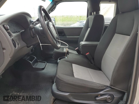 2011 Ford Ranger XL z VIN 1FTKR1ED9BPA34948, wystawiony jako Copart lot #60125705 z przebiegiem 123 083 mil mil oraz Czysty tytuł • Clean title. Historia ofert i sprzedaży dostępna na DreamBid. Obrazek 7.
