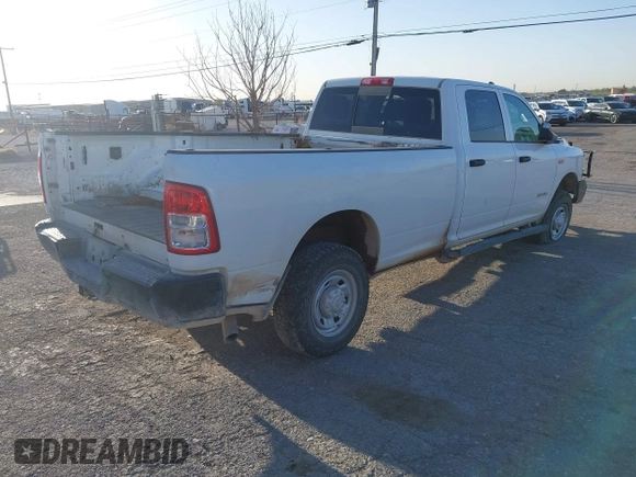 2022 Ram 2500 Tradesman with VIN 3C6UR5HJ4NG130956, listed as a IAAI auction lot 41934589 with 117,963 mi miles. Bid and sale history available at carsss.com. Image 4.