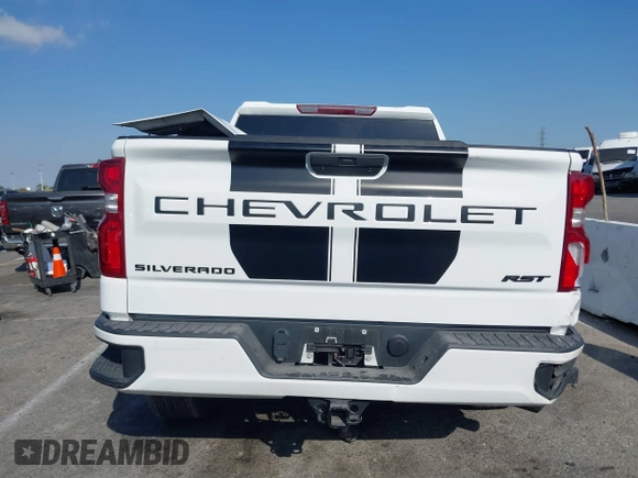2020 Chevrolet Silverado 1500 with VIN 1GCPWDEKXLZ327066, listed as a IAAI auction lot 40328489 with 43,536 mi miles and . Bid and sale history available at DreamBid. Image 17.