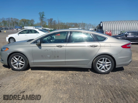 2016 Ford Fusion SE with VIN 3FA6P0HD8GR117421, listed as a IAAI auction lot 42146157 with 136,947 mi miles. Bid and sale history available at carsss.com. Image 14.