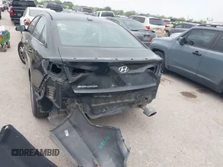 2015 Hyundai Sonata 2.4L SE with VIN 5NPE24AF2FH122221, listed as a IAAI auction lot 41932570 with 119,198 mi miles. Bid and sale history available at carsss.com. Image 6.