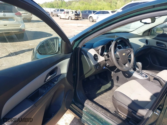 2014 Chevrolet Cruze LS with VIN 1G1PA5SG7E7441375, listed as a IAAI auction lot 42031209 with 104,720 mi miles. Bid and sale history available at carsss.com. Image 5.
