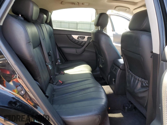 2016 Infiniti QX70 z VIN JN8CS1MW7GM752703, wystawiony jako Copart lot #45686395 z przebiegiem 146 176 mil mil oraz Szkody całkowita. Historia ofert i sprzedaży dostępna na DreamBid. Obrazek 11.