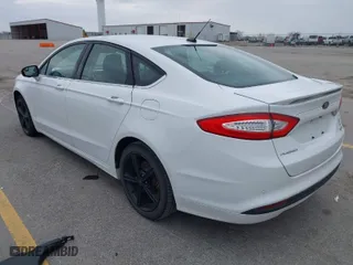 2016 Ford Fusion SE with VIN 3FA6P0HD6GR186401, listed as a IAAI auction lot 41870165 with 130,052 mi miles. Bid and sale history available at carsss.com. Image 3.