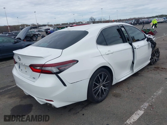 2023 Toyota Camry SE with VIN 4T1T11AK7PU722290, listed as a IAAI auction lot 41954940 with 29,825 mi miles and . Bid and sale history available at DreamBid. Image 4.