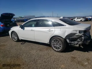 2022 Toyota Avalon Hybrid Limited with VIN 4T1DA1AB0NU013332, listed as a Copart auction lot 44385114 with 12,747 mi miles. Bid and sale history available at carsss.com. Image 2.