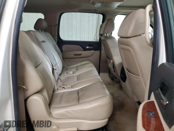 2008 Chevrolet Suburban LTZ with VIN 1GNFK16368R193216, listed as a Copart auction lot 43755925 with 222,905 mi miles and Salvage Title. Bid and sale history available at carsss.com. Image 11.
