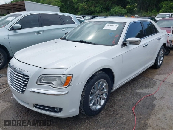 2012 Chrysler 300 Limited z VIN 2C3CCACG7CH212451, wystawiony jako IAAI lot #42363210 z przebiegiem 178 138 mil mil oraz . Historia ofert i sprzedaży dostępna na DreamBid. Obrazek 2.