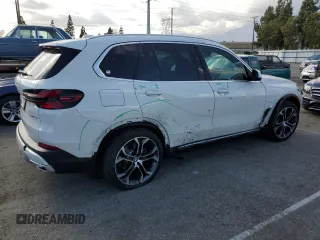 2025 BMW X5 sDrive40i with VIN 5UX13EU0XS9X91850, listed as a Copart auction lot 51511875 with 4,859 mi miles and Salvage Title. Bid and sale history available at carsss.com. Image 3.