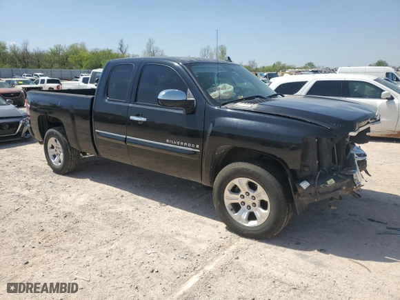 2009 Chevrolet Silverado 1500 LT with VIN 2GCEC29J491124133, listed as a Copart auction lot 51911095 with 247,970 mi miles and Salvage Title. Bid and sale history available at carsss.com. Image 4.