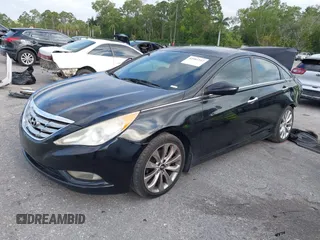 2011 Hyundai Sonata Limited with VIN 5NPEC4AC6BH154747, listed as a IAAI auction lot 42081512 with 235,151 mi miles and . Bid and sale history available at carsss.com. Image 17.