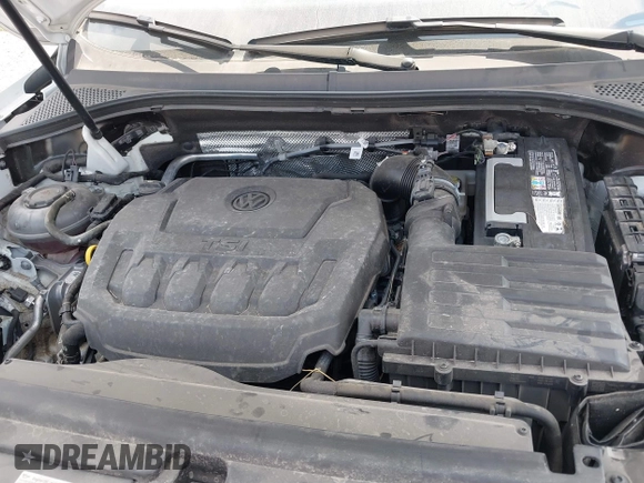 2024 Volkswagen Tiguan SE R-Line Black z VIN 3VVCB7AX5RM053896, wystawiony jako IAAI lot #41883670 z przebiegiem 11 239 mil mil oraz . Historia ofert i sprzedaży dostępna na DreamBid. Obrazek 10.