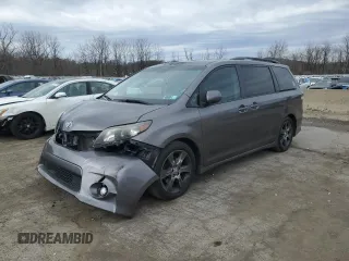 2012 Toyota Sienna SE z VIN 5TDXK3DC2CS199701, wystawiony jako Copart lot #50316225 z przebiegiem 212 383 mil mil oraz Szkoda całkowita • Salvage title. Historia ofert i sprzedaży dostępna na DreamBid. Obrazek 1.
