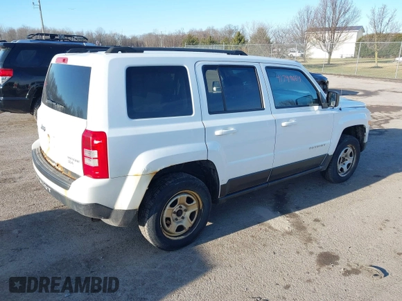 2014 Jeep Patriot Sport with VIN 1C4NJRBB2ED772022, listed as a IAAI auction lot 41749664 with 161,876 mi miles. Bid and sale history available at carsss.com. Image 4.