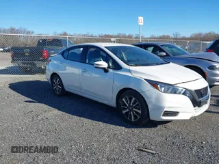 2021 Nissan Versa SV with VIN 3N1CN8EV8ML847281, listed as a IAAI auction lot 41017537 with 71,676 mi miles. Bid and sale history available at carsss.com. Image 1.