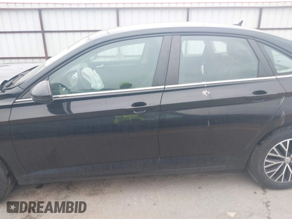 2021 Volkswagen Jetta S z VIN 3VWC57BU5MM008733, wystawiony jako IAAI lot #42527371 z przebiegiem 76 548 mil mil oraz . Historia ofert i sprzedaży dostępna na DreamBid. Obrazek 14.