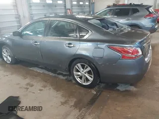 2014 Nissan Altima SV with VIN 1N4AL3AP4EC108576, listed as a IAAI auction lot 41333694 with 143,066 mi miles and . Bid and sale history available at DreamBid. Image 3.