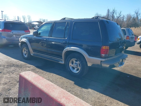 2000 Ford Explorer Eddie Bauer z VIN 1FMDU74E4YZA45773, wystawiony jako IAAI lot #41678121 z przebiegiem 129 263 mil mil oraz . Historia ofert i sprzedaży dostępna na DreamBid. Obrazek 3.