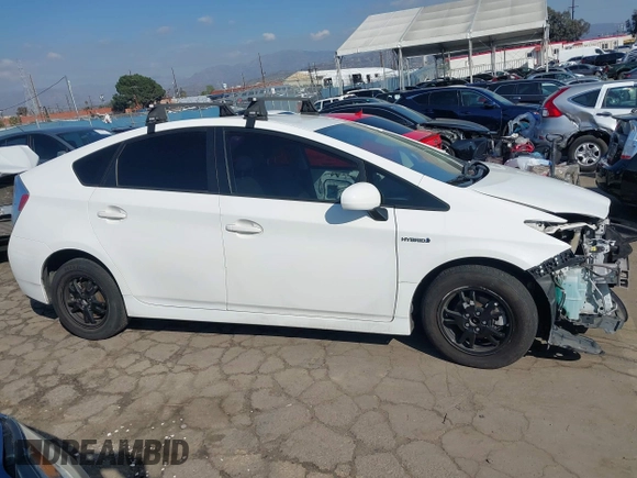 2013 Toyota Prius One with VIN JTDKN3DU9D5636515, listed as a IAAI auction lot 41505799 with 184,600 mi miles. Bid and sale history available at carsss.com. Image 14.