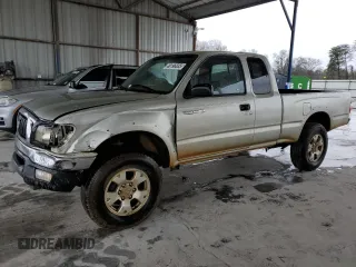 2001 Toyota Tacoma PreRunner with VIN 5TESN92N11Z718715, listed as a Copart auction lot 48196835 with 373,703 mi miles and Salvage title. Bid and sale history available at DreamBid. Image 1.