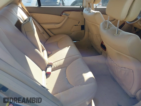 2003 Mercedes-Benz S-Class 4.3L with VIN WDBNG70J73A381880, listed as a IAAI auction lot 41547318 with 136,606 mi miles. Bid and sale history available at carsss.com. Image 8.