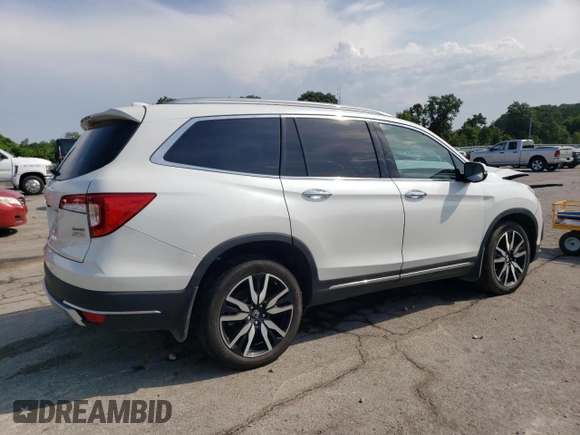2022 Honda Pilot Touring 7-Passenger with VIN 5FNYF6H64NB054732, listed as a Copart auction lot 63036104 with 33,252 mi miles and Salvage Title. Bid and sale history available at carsss.com. Image 3.