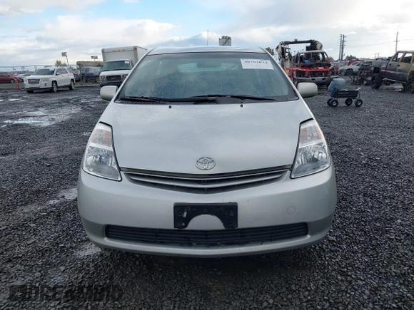 2005 Toyota Prius with VIN JTDKB22UX53105763, listed as a IAAI auction lot 40792034 with 188,889 mi miles. Bid and sale history available at carsss.com. Image 12.