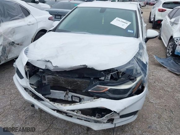 2017 Chevrolet Cruze LT with VIN 1G1BE5SM9H7229859, listed as a IAAI auction lot 41620008 with 123,741 mi miles. Bid and sale history available at carsss.com. Image 6.