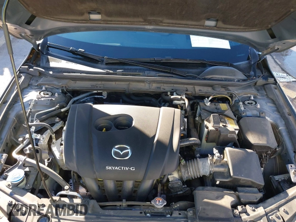 2022 Mazda Mazda3 Hatchback Premium with VIN JM1BPBML8N1520307, listed as a IAAI auction lot 41059877 with 39,497 mi miles. Bid and sale history available at carsss.com. Image 10.