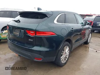 2017 Jaguar F-PACE 20d Prestige with VIN SADCK2BN4HA490089, listed as a IAAI auction lot 41457625 with 81,503 mi miles. Bid and sale history available at carsss.com. Image 4.