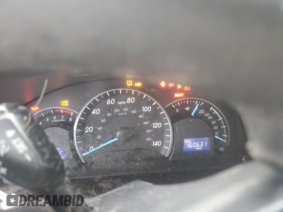 2015 Toyota Camry XLE z VIN 4T4BF1FK6FR516551, wystawiony jako Copart lot #58036375 z przebiegiem 160 631 mil mil oraz Szkoda całkowita • Salvage title. Historia ofert i sprzedaży dostępna na DreamBid. Obrazek 9.