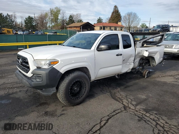 2017 Toyota Tacoma SR z VIN 5TFRX5GN8HX087229, wystawiony jako Copart lot #54735825 z przebiegiem 153 785 mil mil oraz Szkoda całkowita • Salvage title. Historia ofert i sprzedaży dostępna na DreamBid. Obrazek 1.