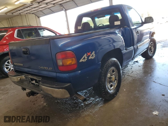 2003 Chevrolet Silverado 1500 LS with VIN 1GCEK14V93Z284241, listed as a Copart auction lot 42791325 with 199,776 mi miles and Salvage Title. Bid and sale history available at DreamBid. Image 3.