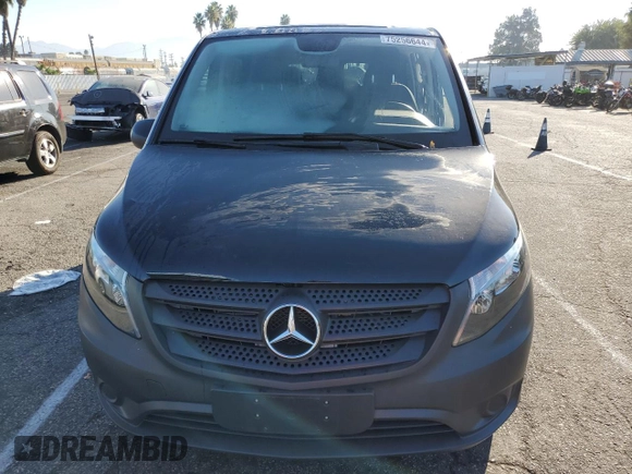 2019 Mercedes-Benz Metris Passenger with VIN WD4PG2EE6K3512959, listed as a Copart auction lot 75256644 with 51,198 mi miles and Salvage title. Bid and sale history available at DreamBid. Image 5.