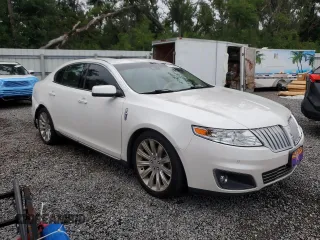 2011 Lincoln MKS z VIN 1LNHL9DRXBG609478, wystawiony jako Copart lot #57226135 z przebiegiem 178 372 mil mil oraz Szkoda całkowita • Salvage title. Historia ofert i sprzedaży dostępna na DreamBid. Obrazek 4.