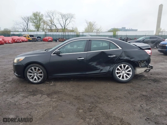 2013 Chevrolet Malibu LTZ with VIN 1G11H5SA7DF177897, listed as a IAAI auction lot 41984307 with 265,840 mi miles. Bid and sale history available at carsss.com. Image 13.