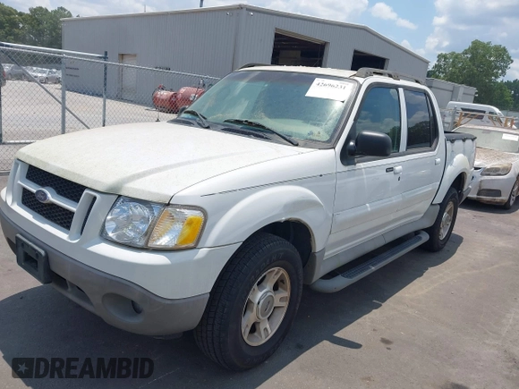 2003 Ford Explorer Sport Trac XLS z VIN 1FMZU67E63UB48999, wystawiony jako IAAI lot #42696231 z przebiegiem 86 900 mil mil oraz . Historia ofert i sprzedaży dostępna na DreamBid. Obrazek 2.