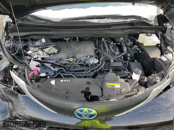 2025 Toyota Sienna XLE with VIN 5TDYRKEC2SS235037, listed as a Copart auction lot 42732585 with 2,347 mi miles and Salvage Title. Bid and sale history available at carsss.com. Image 14.