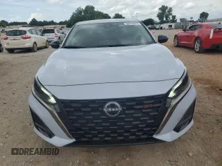 2024 Nissan Altima SR with VIN 1N4BL4CV6RN419717, listed as a Copart auction lot 60755035 with 6,458 mi miles and Salvage title. Bid and sale history available at DreamBid. Image 5.
